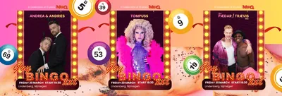 Een banner waarin de artiesten Andrea&Andries, Tompuss en DJ Paedar en Traevis aan de hand van foto's aangekondigd worden. Eromheen staan gekleurde bingoballen.