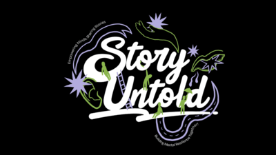 Grafisch logo van Story Untold met illustraties van figuren, sterren en planten op zwarte achtergrond.